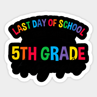 2023-2024 Last Day of School Autograph 5th Grade Graduation Sticker